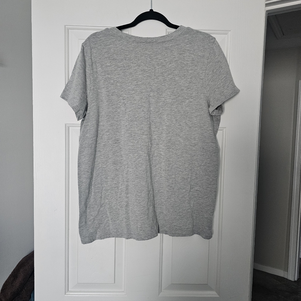 Caslon Gray V-Neck Women's Top Size XL - Picture 3 of 6